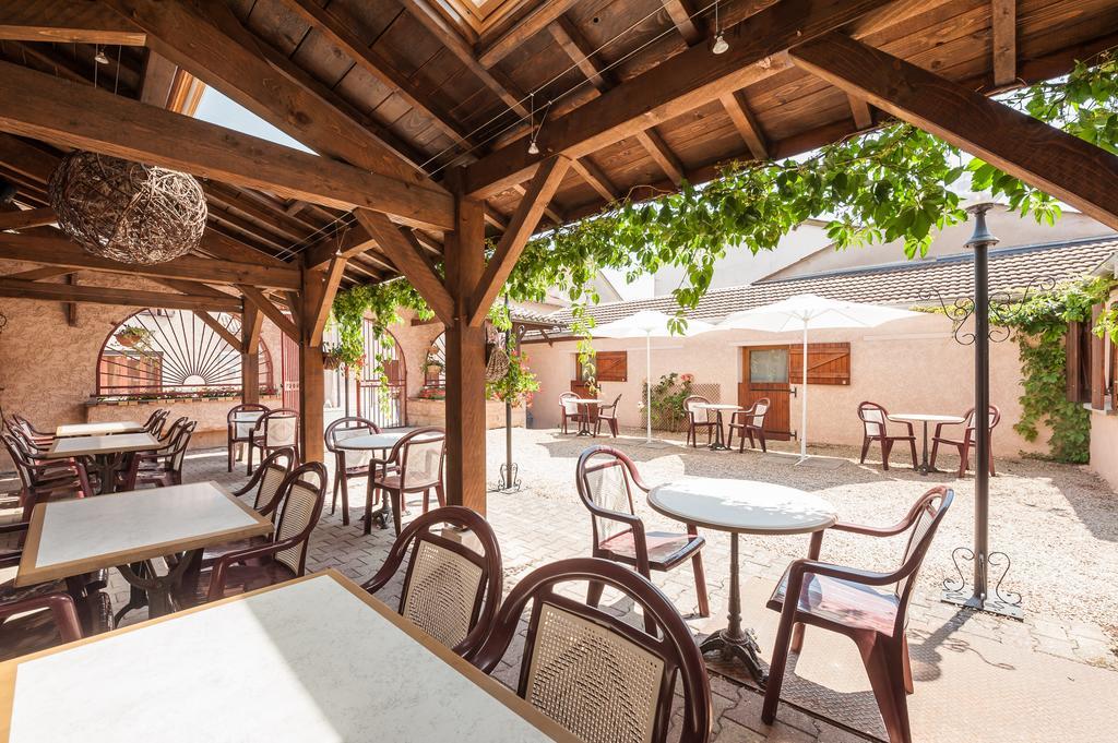 Le Relais Des Dix Crus - Logis Hotel B&B Corcelles-en-Beaujolais Zewnętrze zdjęcie